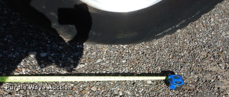 image for item DJ8959 2006 Sterling L9500  crane truck