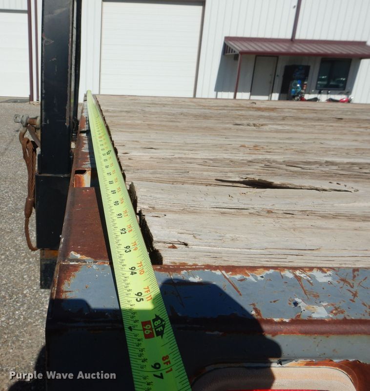 image for item DJ8959 2006 Sterling L9500  crane truck