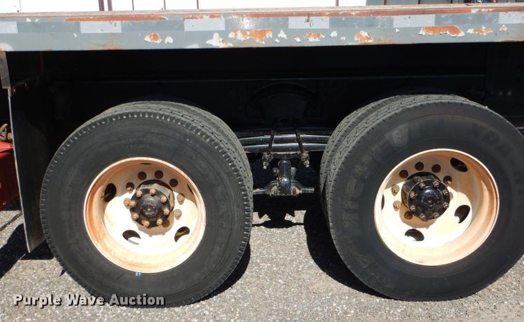 image for item DJ8959 2006 Sterling L9500  crane truck