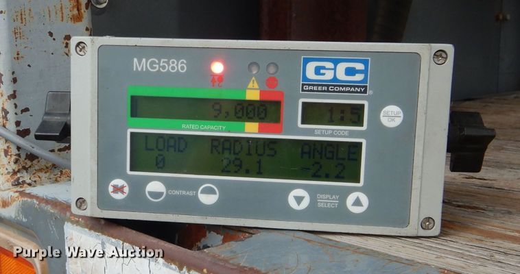 image for item DJ8959 2006 Sterling L9500  crane truck