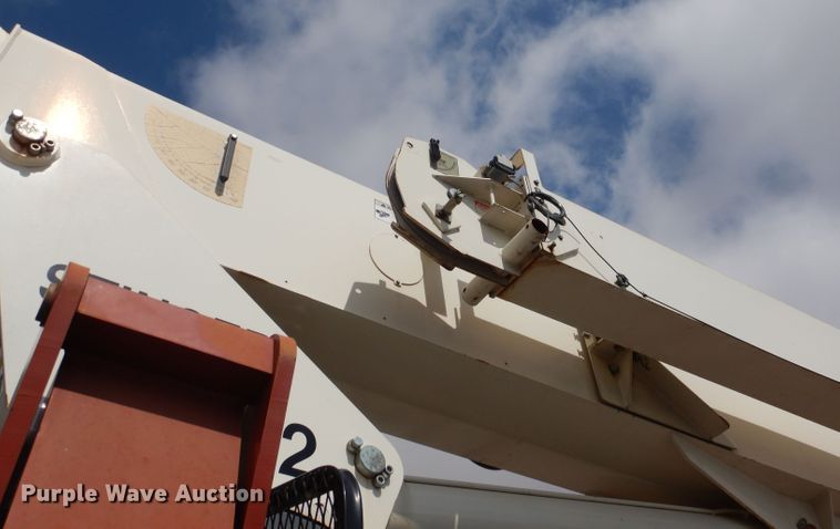 image for item DJ8959 2006 Sterling L9500  crane truck