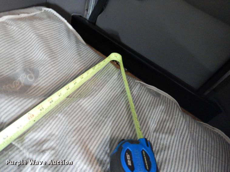 image for item DJ8964 2015 Peterbilt 365 crane truck