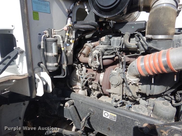 image for item DJ8964 2015 Peterbilt 365 crane truck