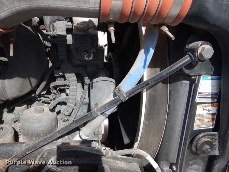 image for item DJ8964 2015 Peterbilt 365 crane truck