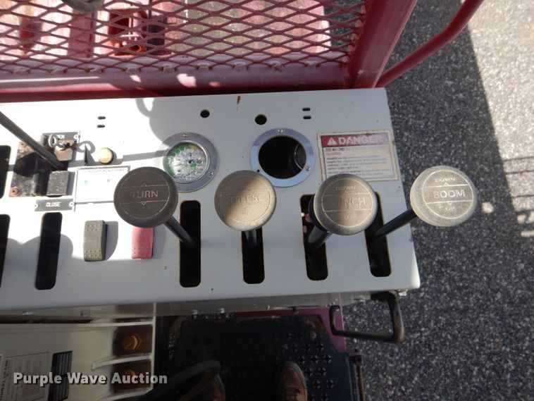 image for item DJ8964 2015 Peterbilt 365 crane truck