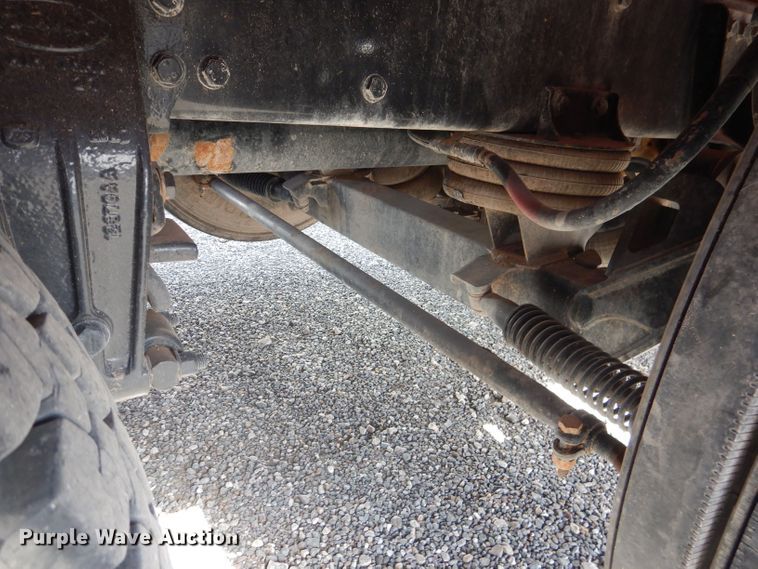 image for item DJ8964 2015 Peterbilt 365 crane truck