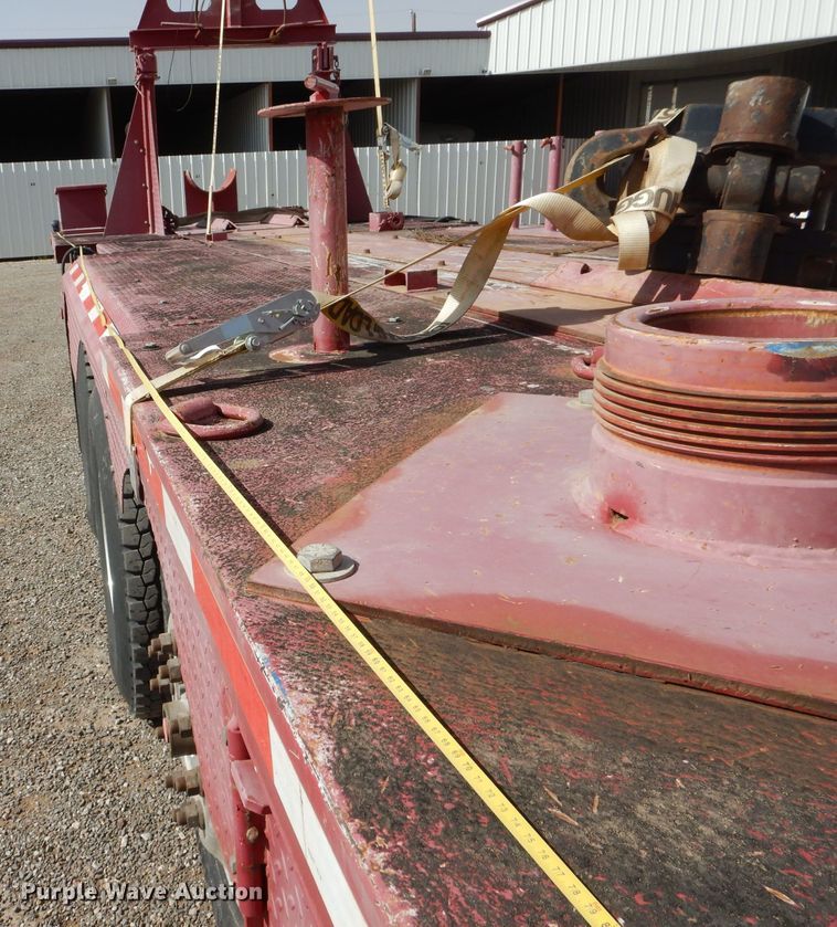 image for item DJ8964 2015 Peterbilt 365 crane truck