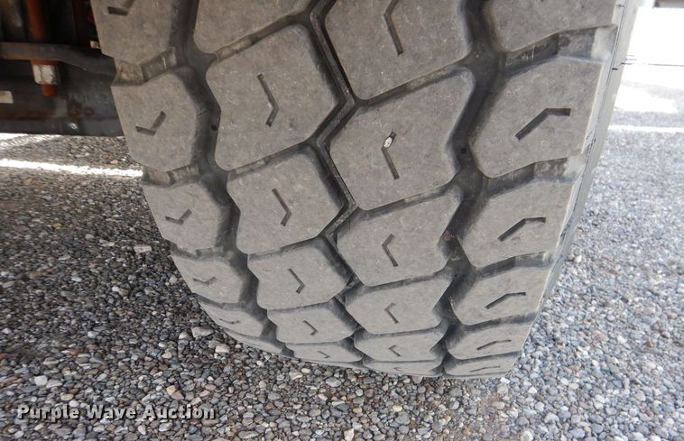 image for item DJ8964 2015 Peterbilt 365 crane truck