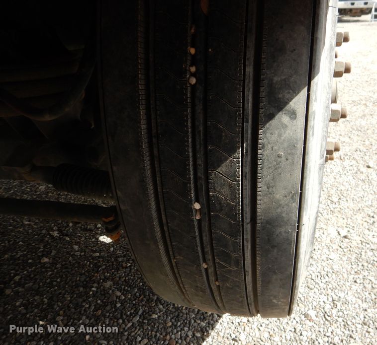 image for item DJ8964 2015 Peterbilt 365 crane truck