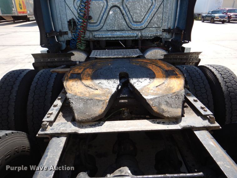 image for item DK0490 2016 Freightliner Cascadia 125  semi truck