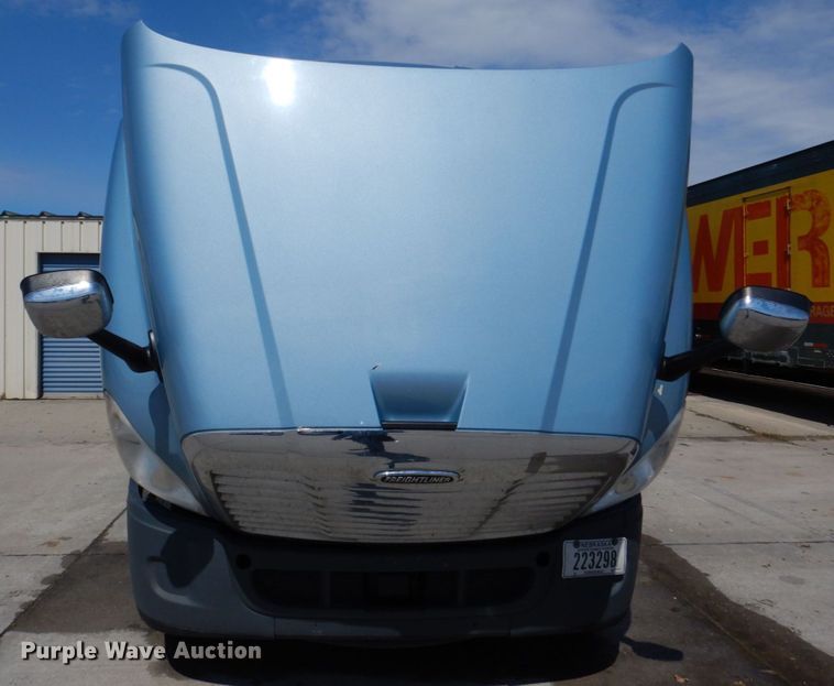 image for item DK0490 2016 Freightliner Cascadia 125  semi truck