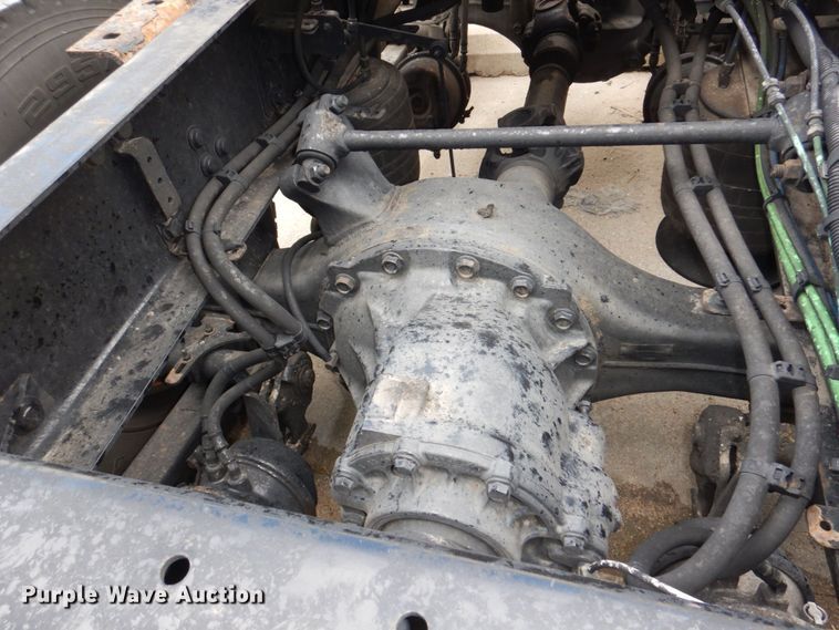 image for item DK0490 2016 Freightliner Cascadia 125  semi truck