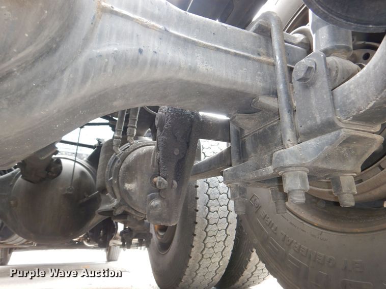 image for item DK0490 2016 Freightliner Cascadia 125  semi truck