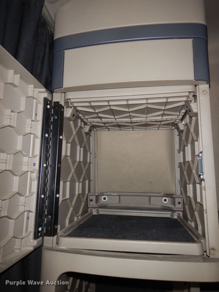 image for item DK0490 2016 Freightliner Cascadia 125  semi truck