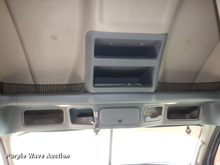 image for item DK0490 2016 Freightliner Cascadia 125  semi truck