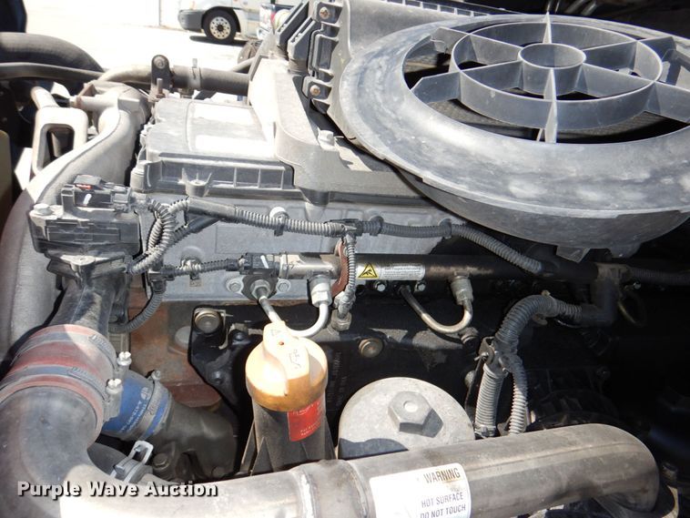 image for item DK0490 2016 Freightliner Cascadia 125  semi truck