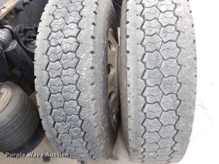 image for item DK0490 2016 Freightliner Cascadia 125  semi truck