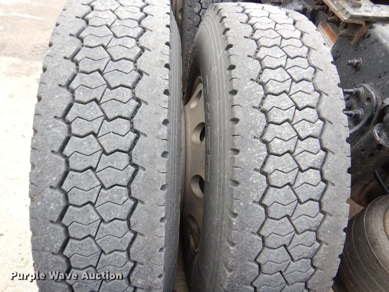 image for item DK0490 2016 Freightliner Cascadia 125  semi truck