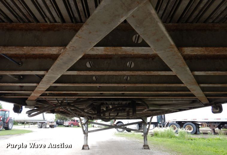 image for item DL3757 2009 Innovative SFS-45  walking floor trailer