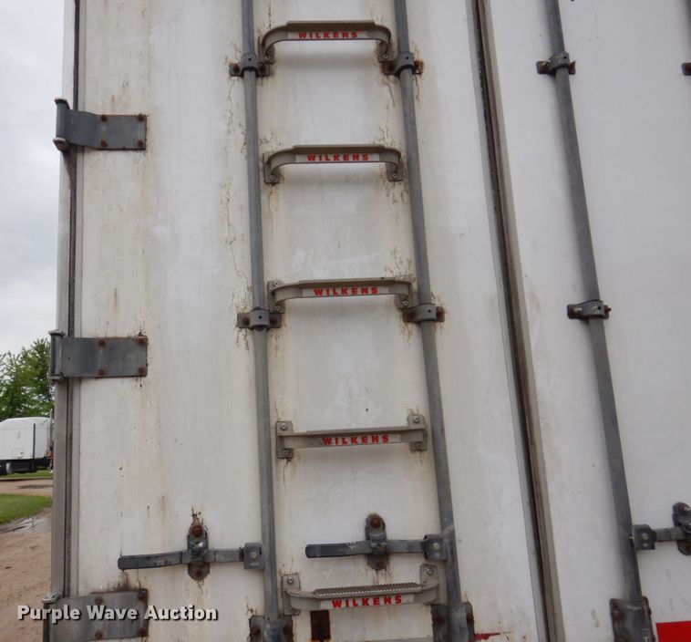 image for item DL3759 2006 Wilkins 0K2HA26ICFYA  walking floor trailer