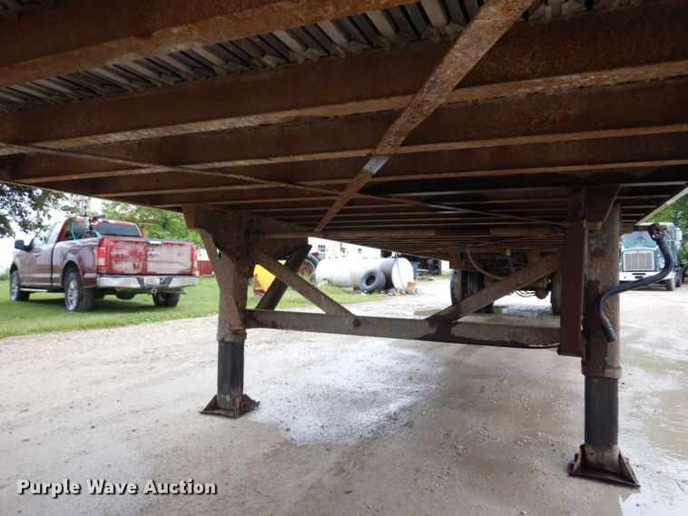 image for item DL3759 2006 Wilkins 0K2HA26ICFYA  walking floor trailer