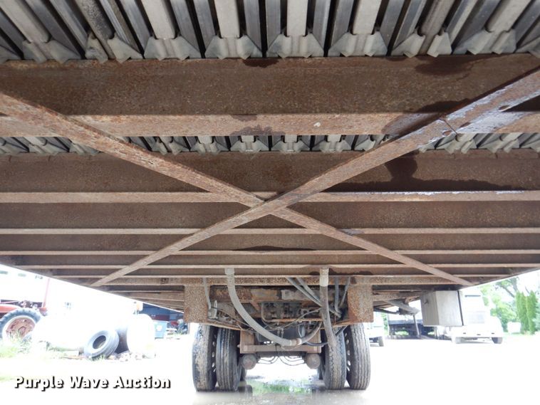 image for item DL3759 2006 Wilkins 0K2HA26ICFYA  walking floor trailer