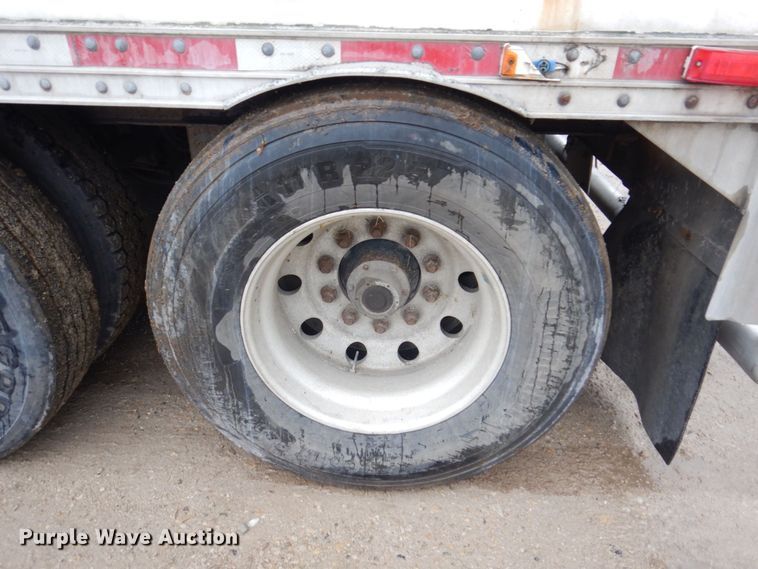 image for item DL3759 2006 Wilkins 0K2HA26ICFYA  walking floor trailer