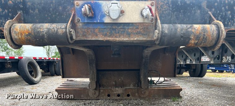 image for item DL4253 1996 Kalyn Siebert MRG-35T  lowboy equipment trailer