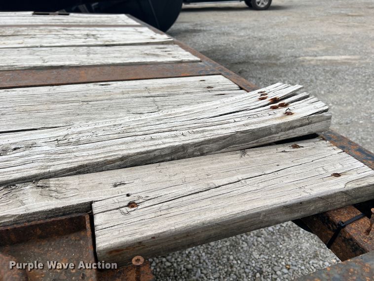 image for item DL4253 1996 Kalyn Siebert MRG-35T  lowboy equipment trailer