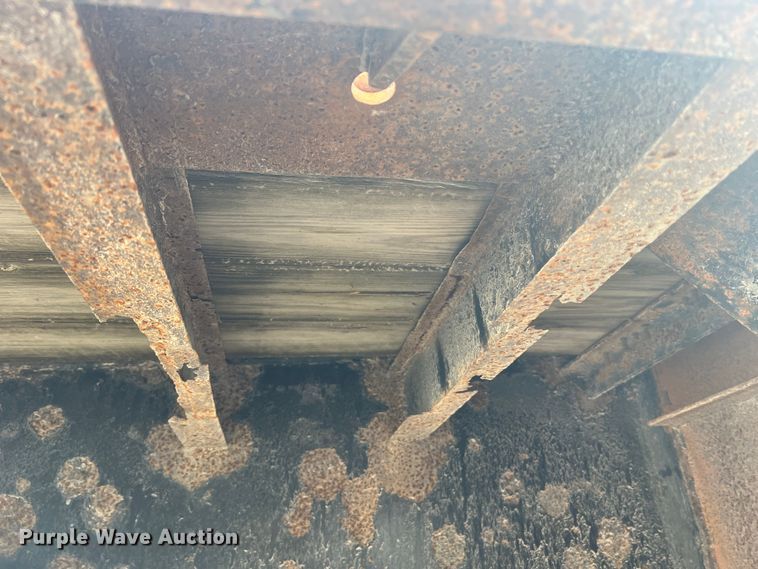 image for item DL4253 1996 Kalyn Siebert MRG-35T  lowboy equipment trailer