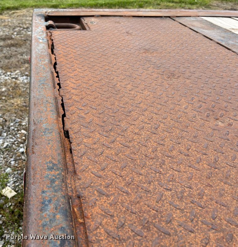 image for item DL4253 1996 Kalyn Siebert MRG-35T  lowboy equipment trailer