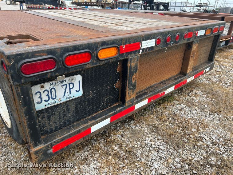 image for item DL4253 1996 Kalyn Siebert MRG-35T  lowboy equipment trailer
