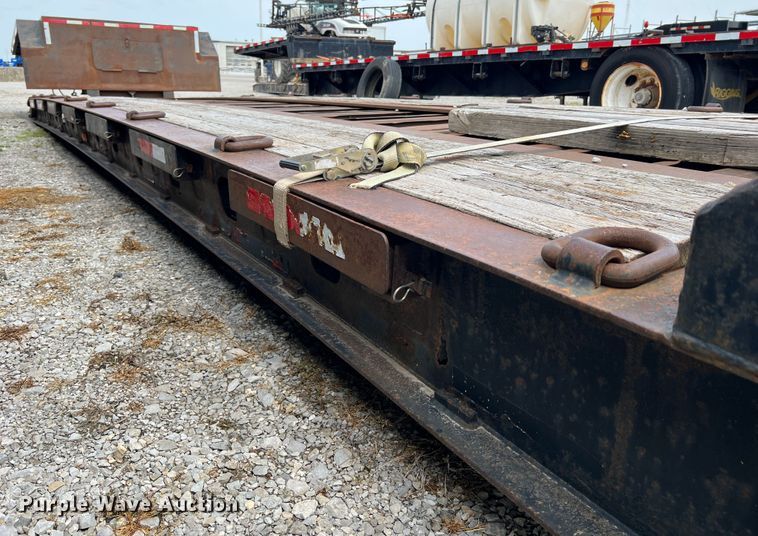 image for item DL4253 1996 Kalyn Siebert MRG-35T  lowboy equipment trailer