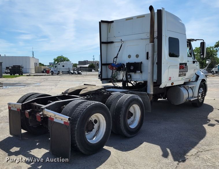 image for item DL6570 2011 International ProStar  semi truck