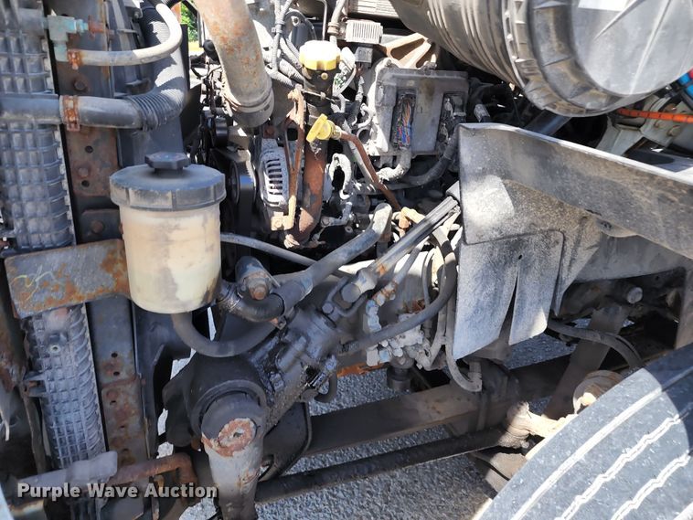 image for item DL6570 2011 International ProStar  semi truck