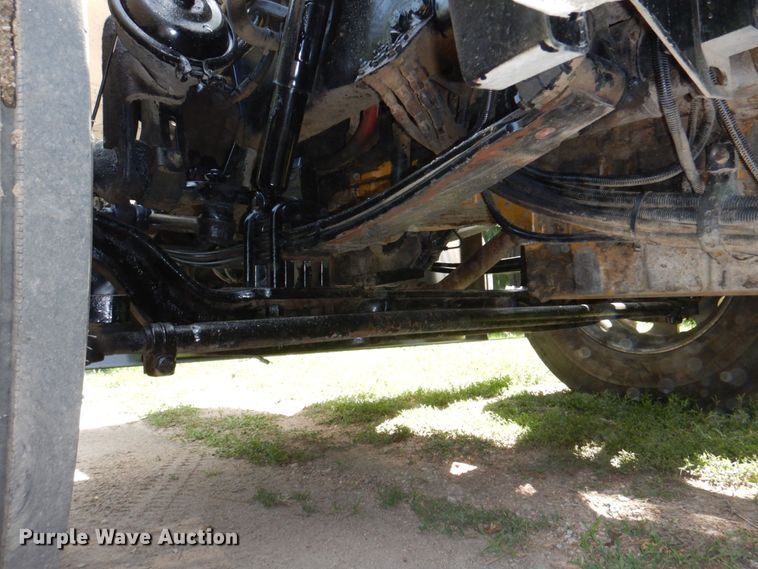 image for item DM2248 2001 Peterbilt 378  semi truck