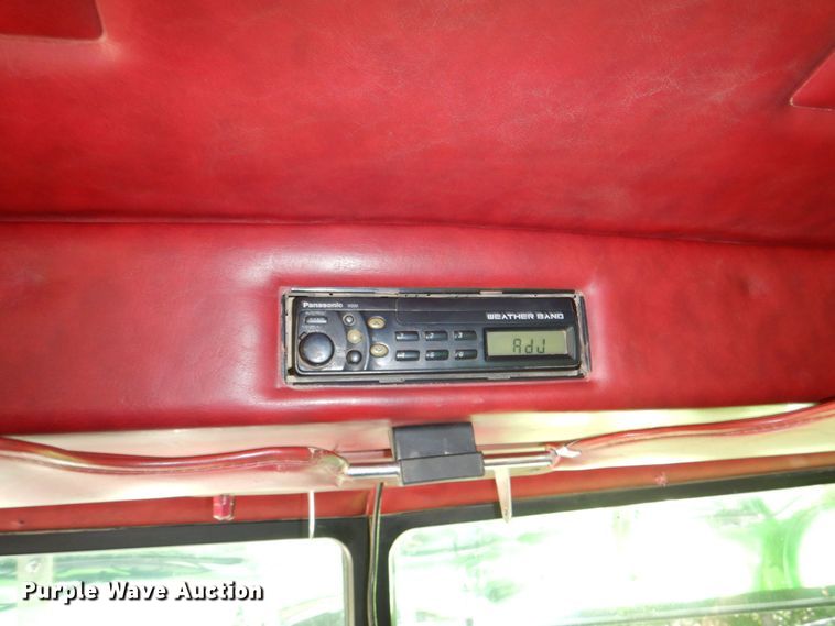 image for item DM2248 2001 Peterbilt 378  semi truck