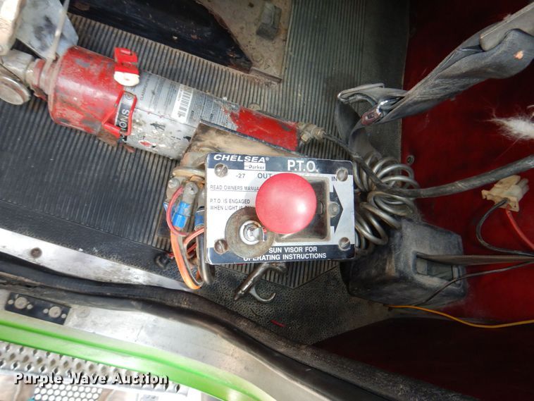 image for item DM2248 2001 Peterbilt 378  semi truck