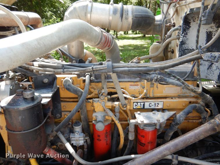 image for item DM2248 2001 Peterbilt 378  semi truck