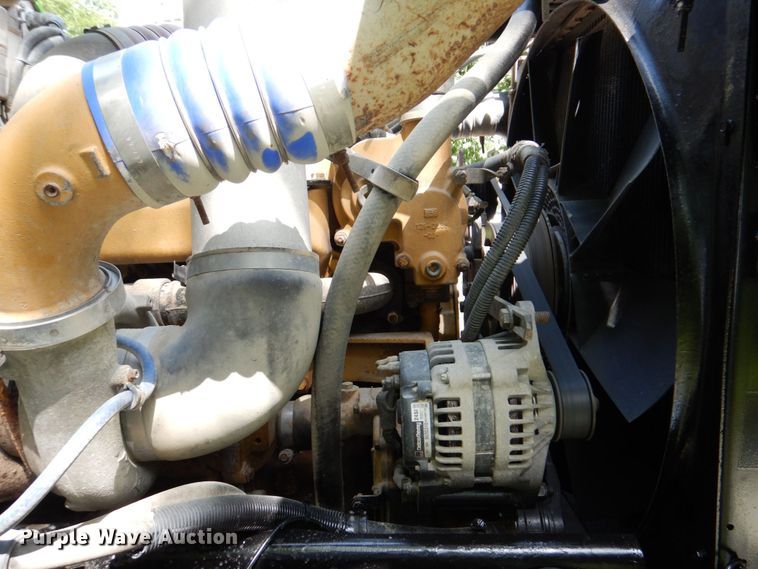 image for item DM2248 2001 Peterbilt 378  semi truck