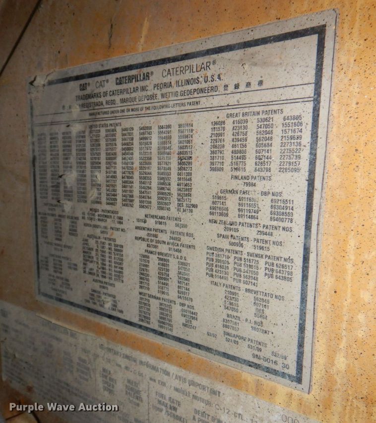 image for item DM2248 2001 Peterbilt 378  semi truck