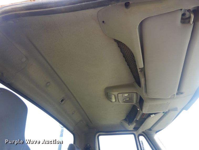 image for item DN0355 2012 International TranStar 8600  semi truck