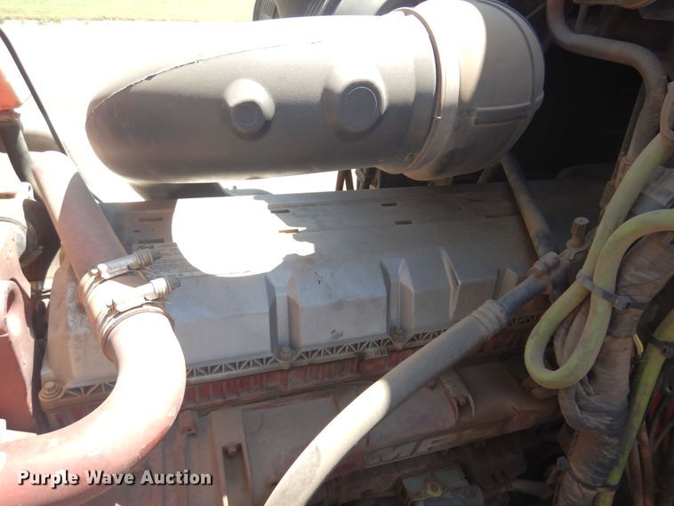 image for item DN0383 2015 Mack CHU613  semi truck