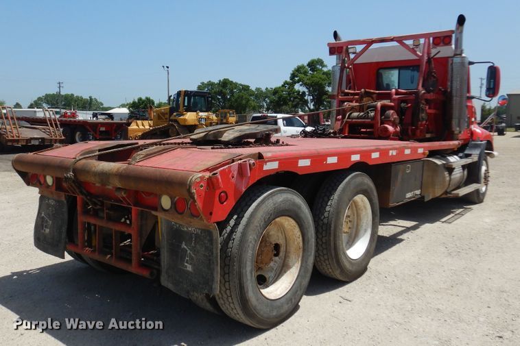 image for item DN0398 2000 Mack CX613  winch truck