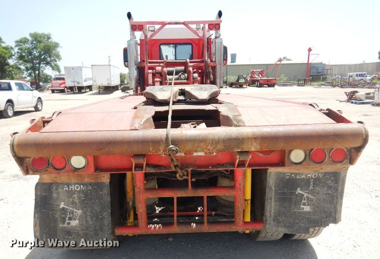 image for item DN0398 2000 Mack CX613  winch truck