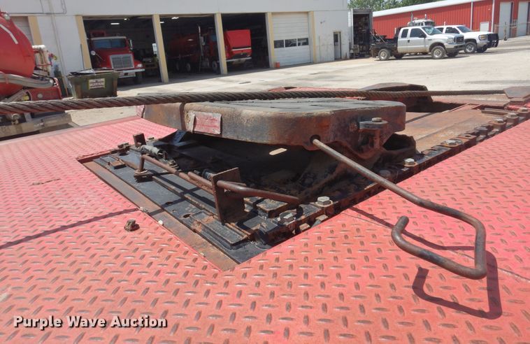 image for item DN0398 2000 Mack CX613  winch truck