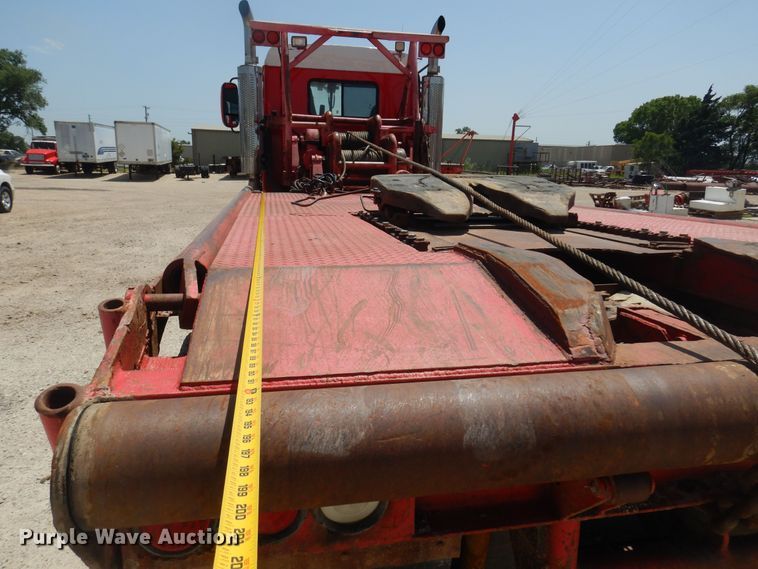 image for item DN0398 2000 Mack CX613  winch truck