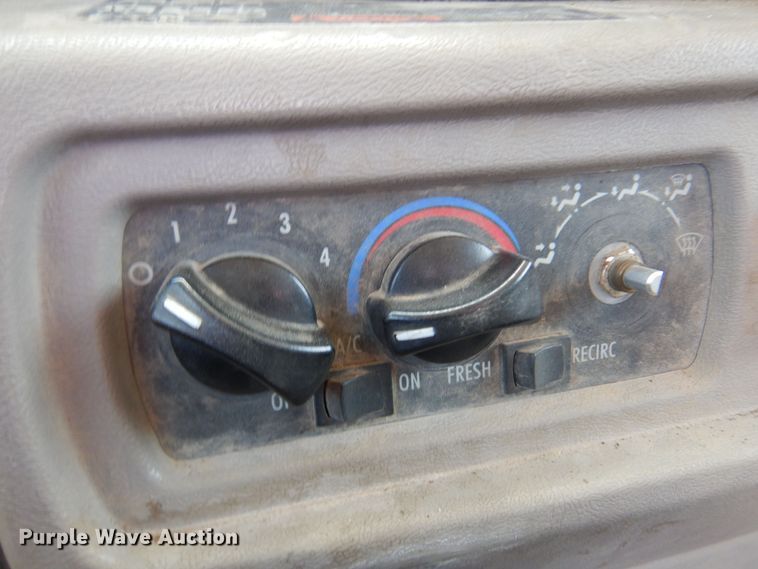 image for item DN0398 2000 Mack CX613  winch truck