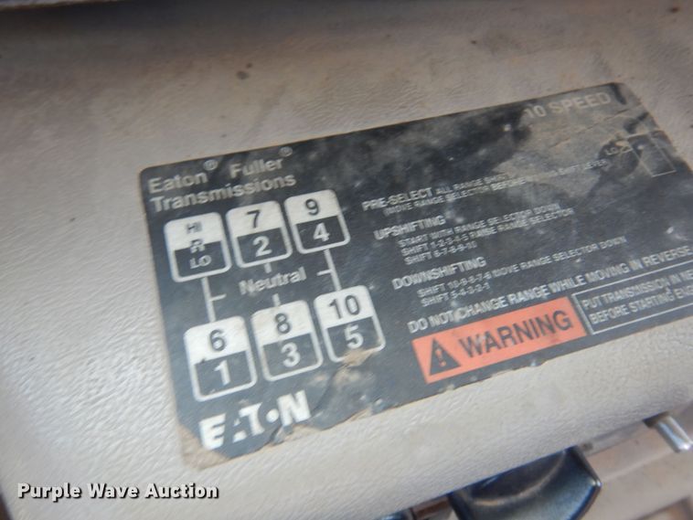 image for item DN0398 2000 Mack CX613  winch truck