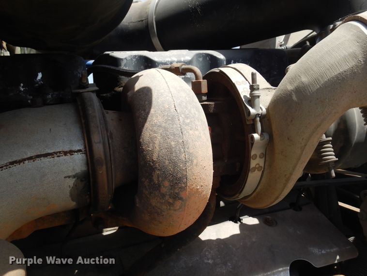 image for item DN0398 2000 Mack CX613  winch truck